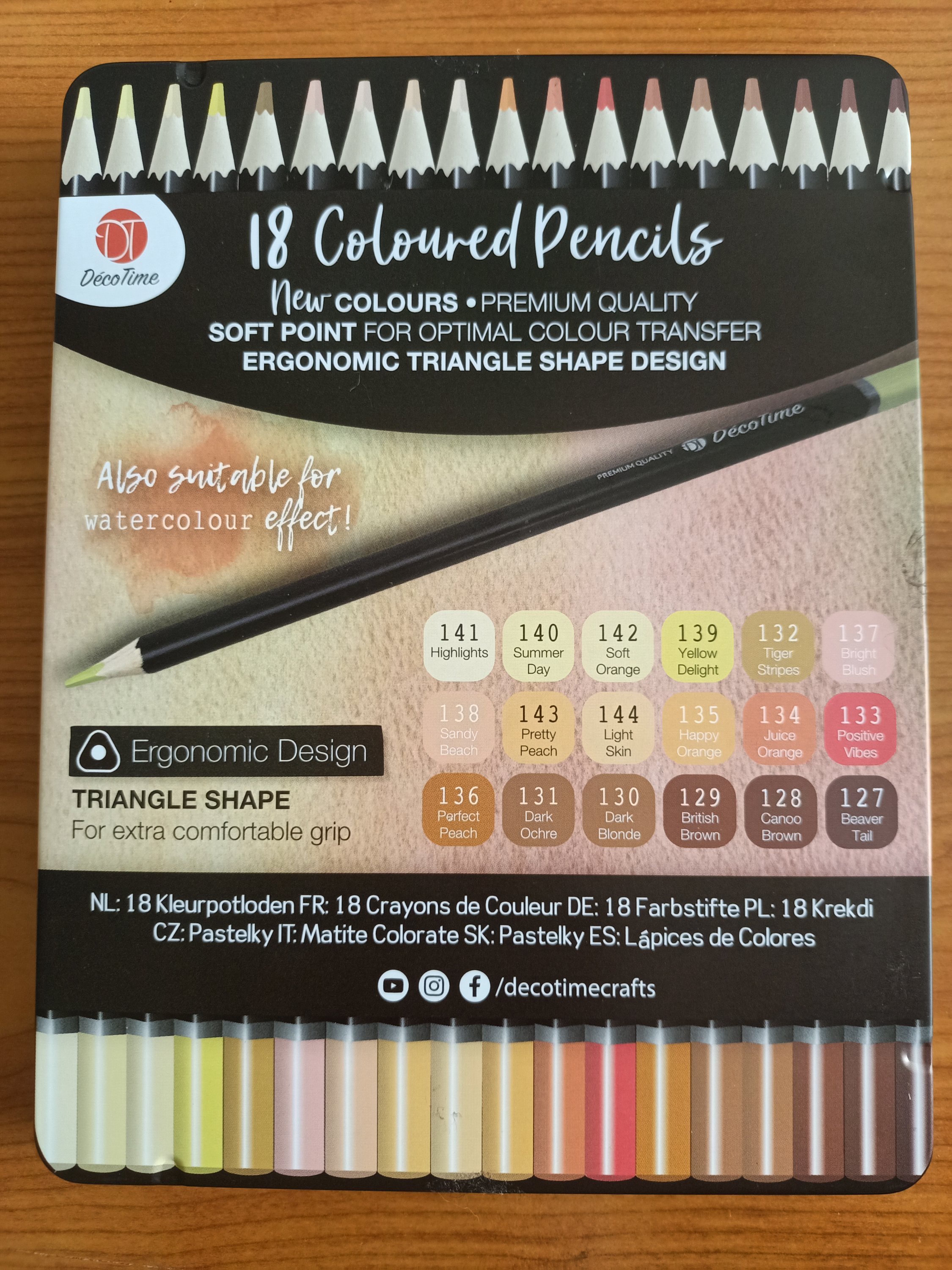 Product review: DecoTime Colouring Pencils • – Mushrooms & Moths
